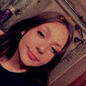 Meet your Posher, Erica